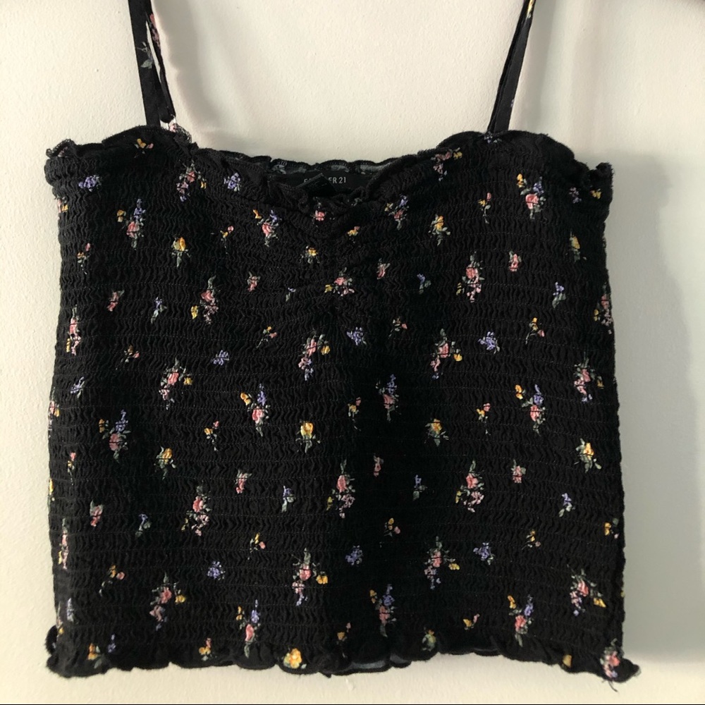 BLACK FLORAL CROP TOP